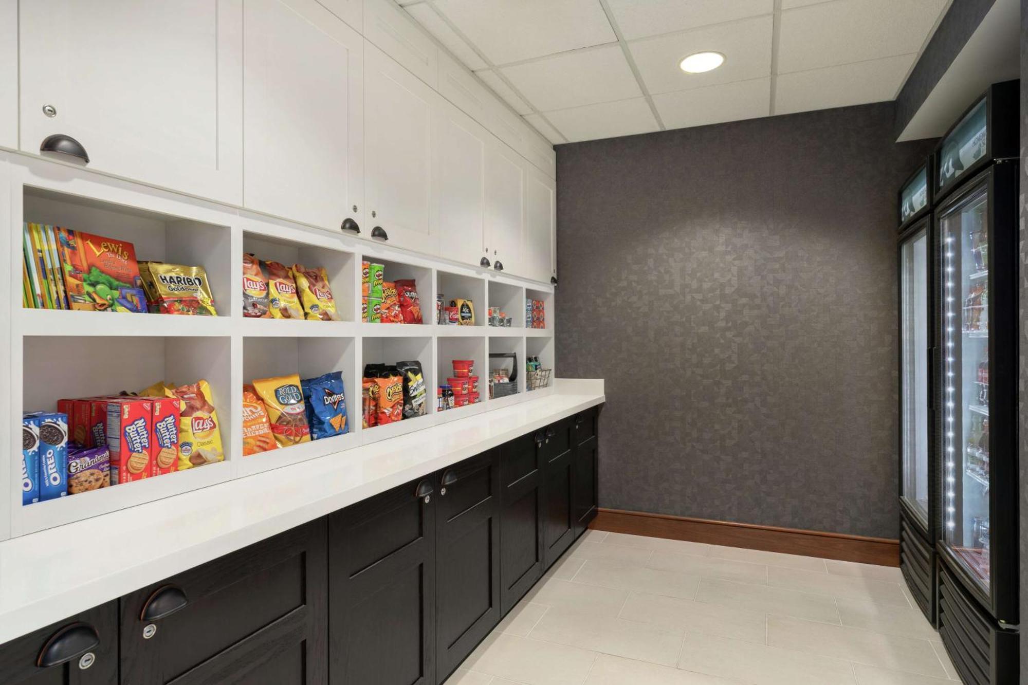 Homewood Suites By Hilton Allentown-Bethlehem Airport Экстерьер фото